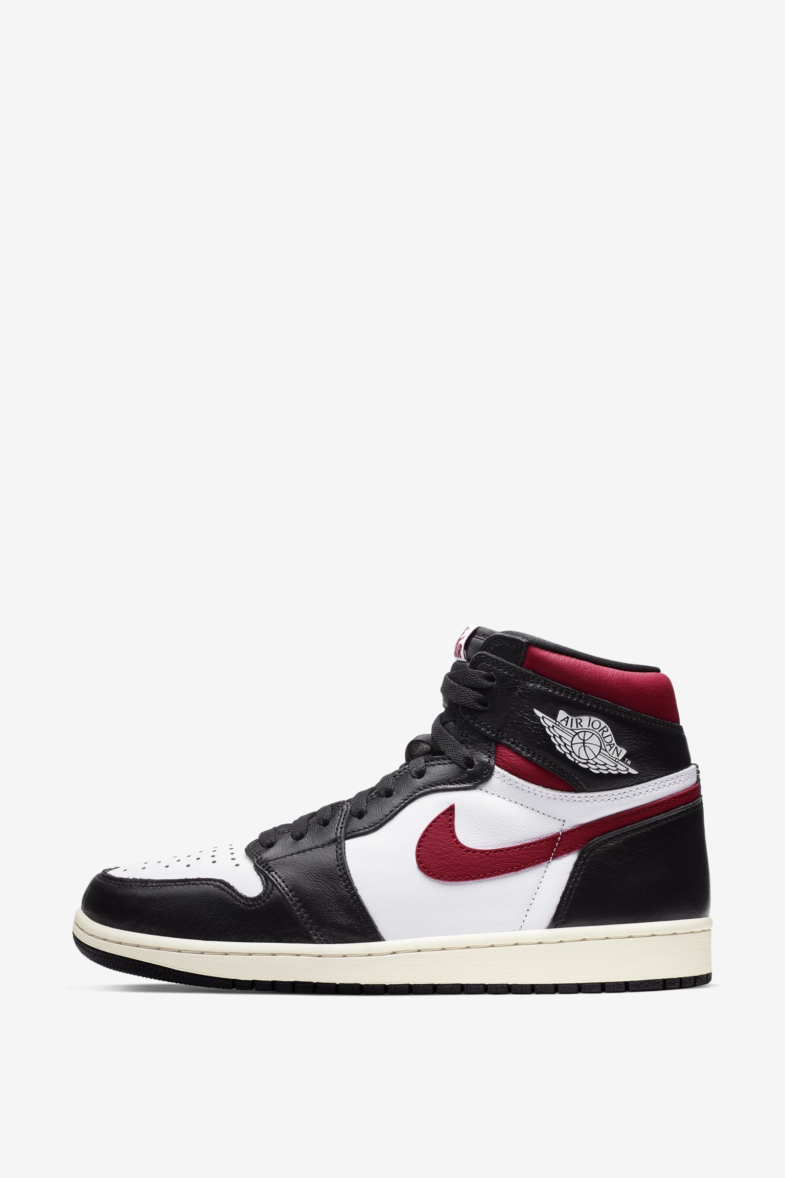 Air Jordan I 'Black/White/Sail/Gym Red' Release Date. Nike SNKRS