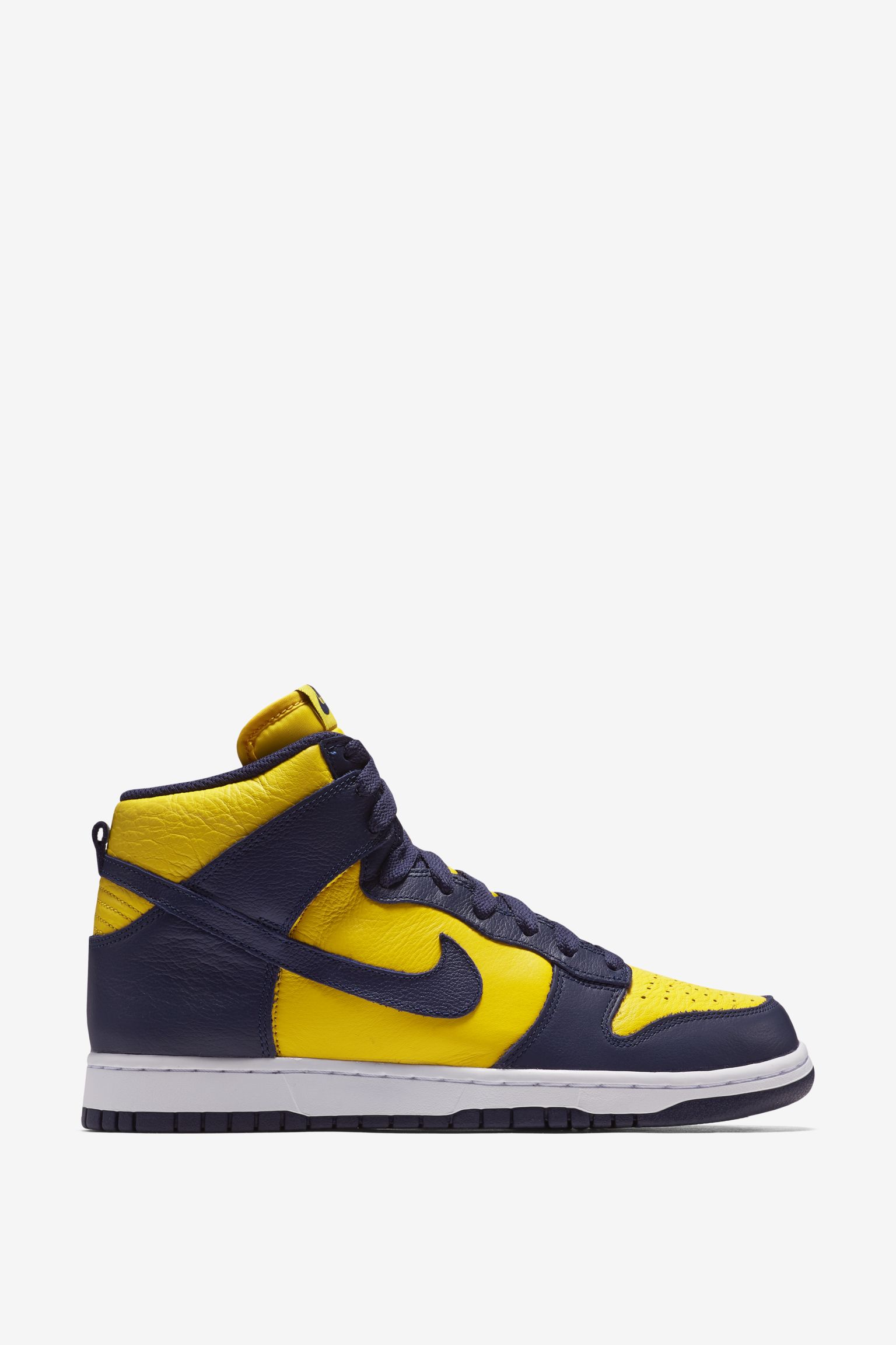 【限定特価】 Nike College Colors Program: Nike Dunk High 'Michigan'. Nike 靴