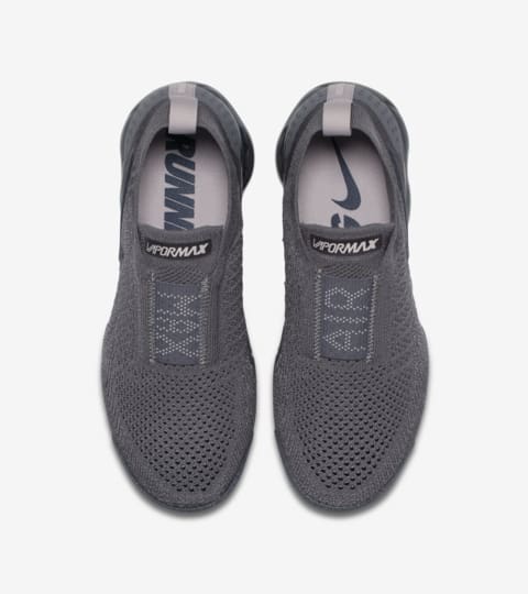 vapormax moc 2 gunsmoke