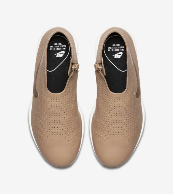 Nike modairna 2025