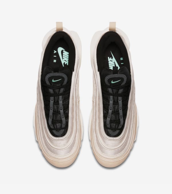 Nike Air Max Plus 97 Light Orewood Brown Release Date. Nike SNKRS