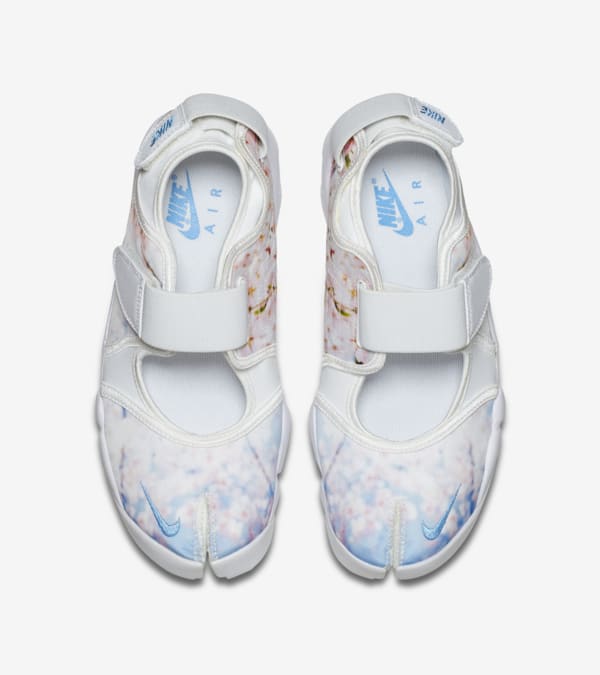 Women s Nike Air Rift Cherry Blossom Nike SNKRS