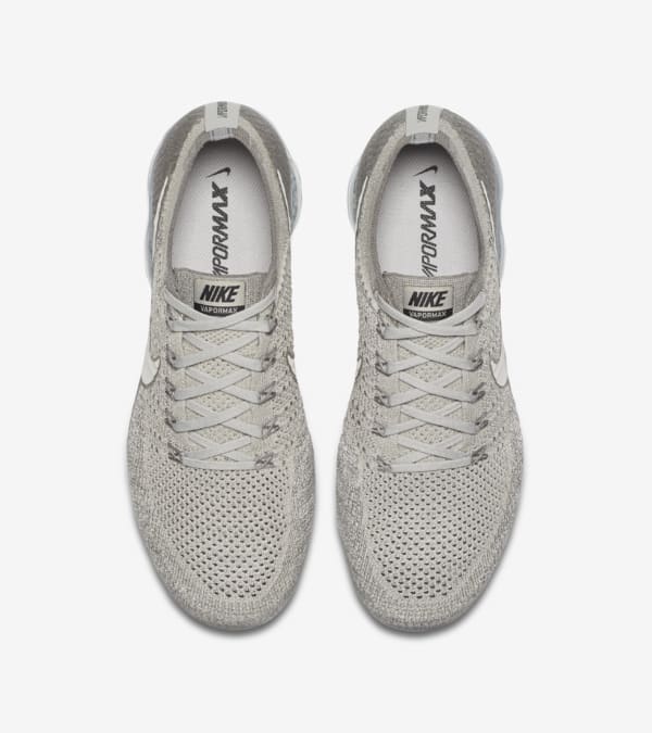 Nike vapormax pale grey on sale