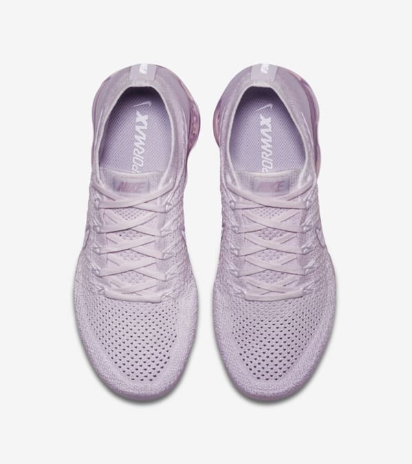 Bright purple vapormax clearance