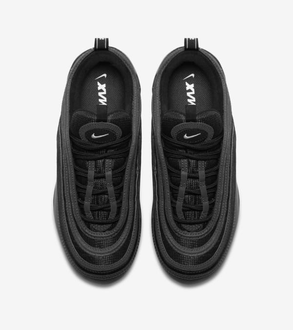 Black vapormax 97 mens shop
