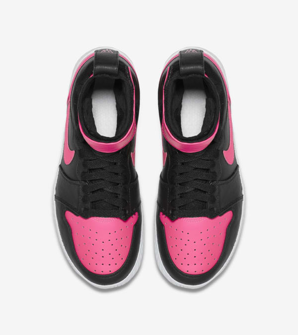 Women s NikeCourt Flare AJ1 Black Hyper Pink Nike SNKRS