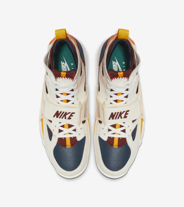 Air trainer huarache city pride 2025
