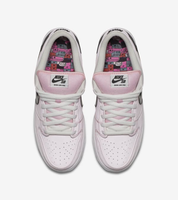 Nike pink box sb store