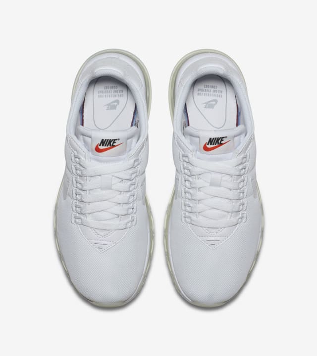Women s Nike Air Max LD ZERO Triple White Nike SNKRS PT