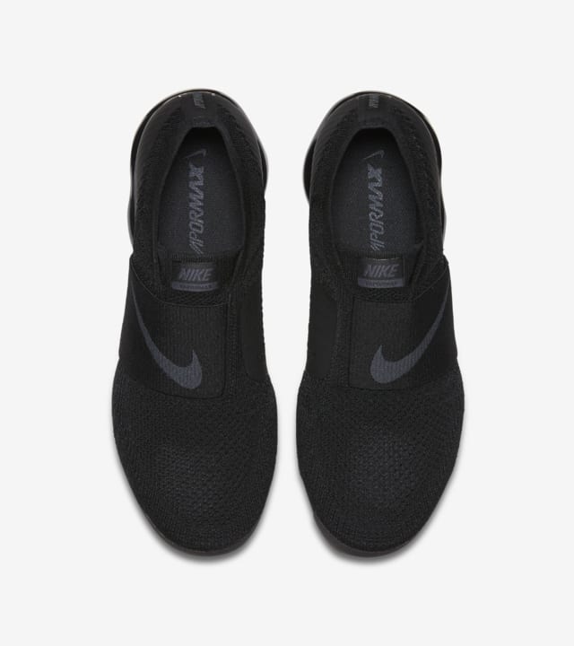 Nike Air VaporMax Moc Triple Noir Release Date. Nike SNKRS