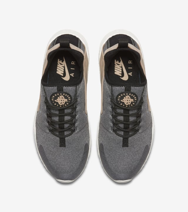 Black huaraches run ultra women's top