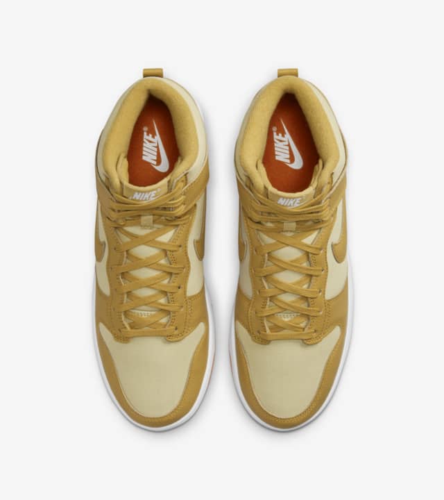Wheat Gold and Safety Orange Dunk High for 5.00 @ Nike US Wheat Gold and Safety Orange Dunk High for 5.00 @ Nike US