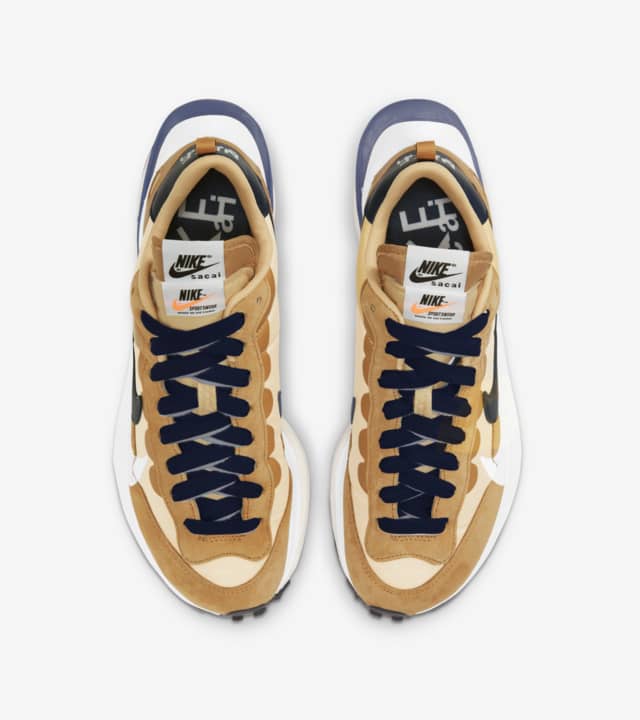 nike vapor waffle sesame