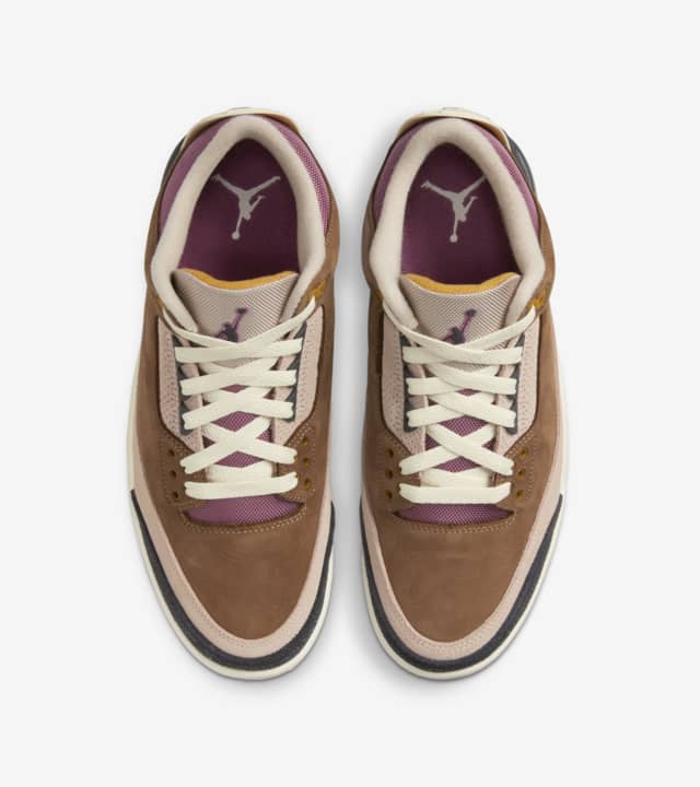 nikes with brown