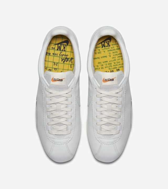 nike lunar flow