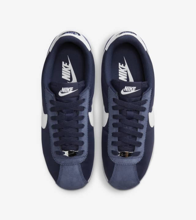 snkrs midnight navy