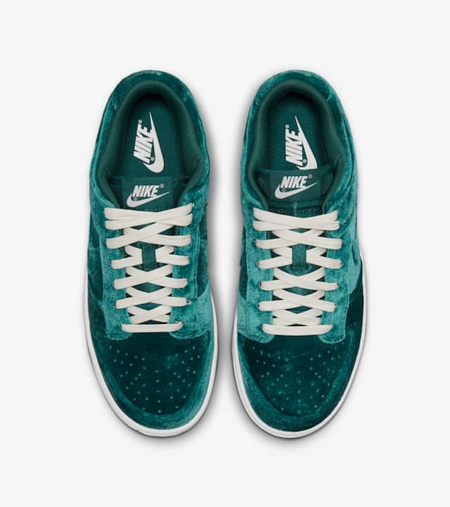 nike dunk dark atomic teal