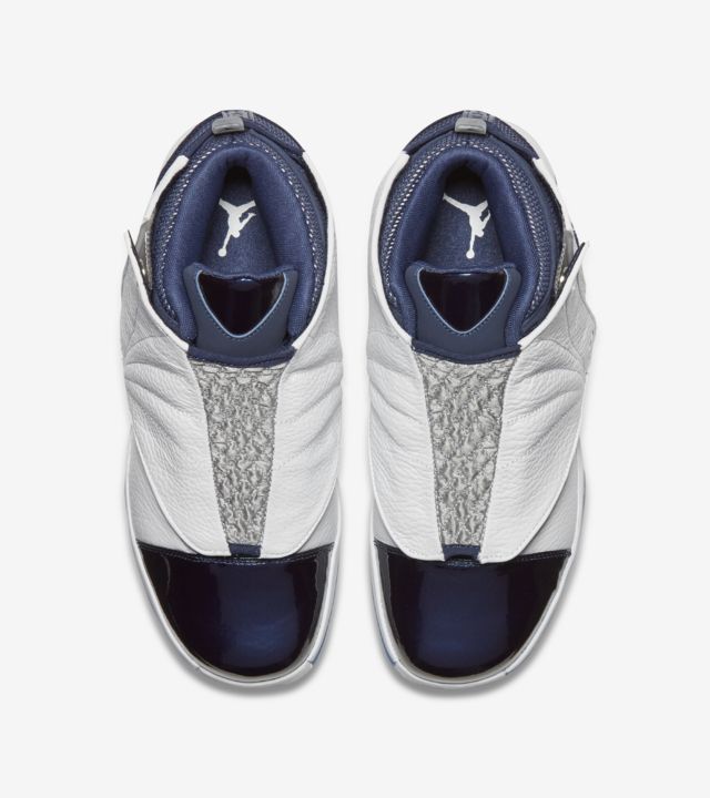 Air Jordan 16 Retro 'Midnight Navy & White'. Nike SNKRS SE