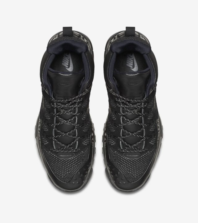 nike lupinek flyknit boots