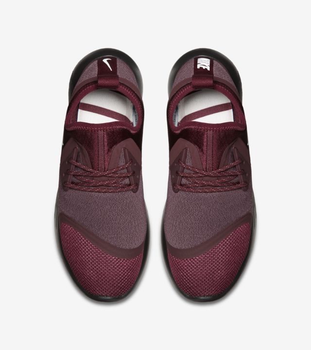w nike lunarcharge essential