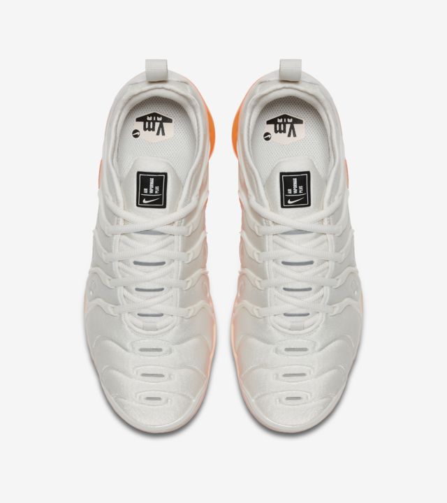 vapormax women orange