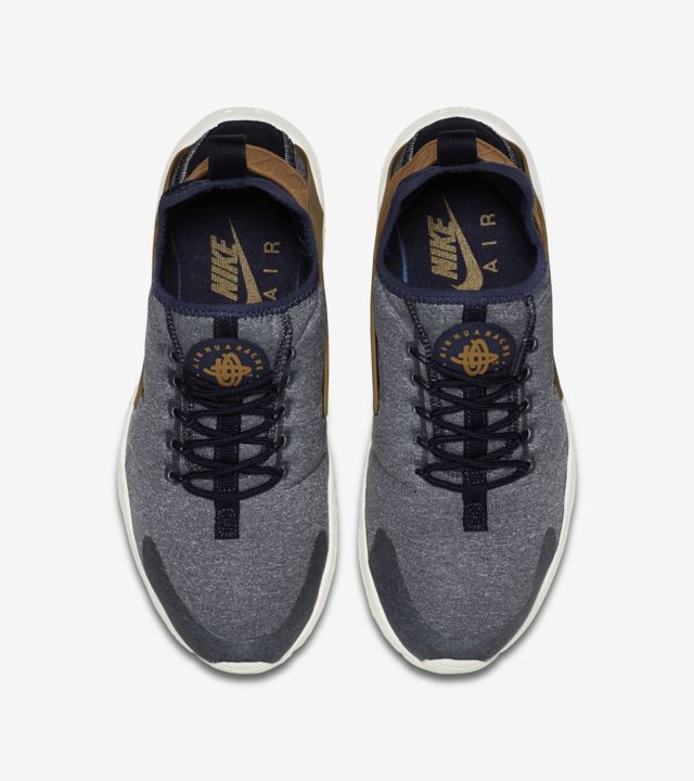 nike huarache womens beige