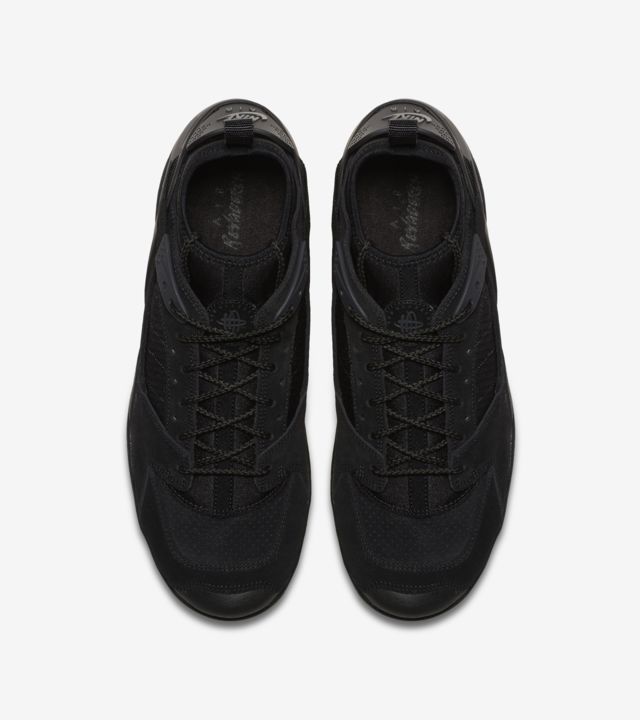 nike air revaderchi black