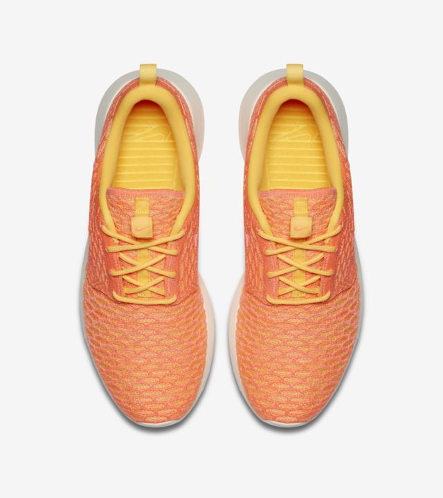 nike flyknit orange womens