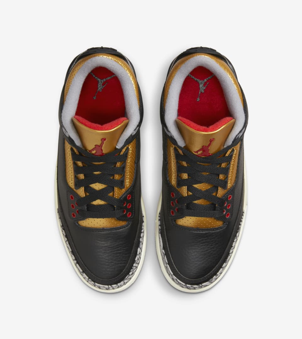 Tenis jordan retro 3 hotsell gold black