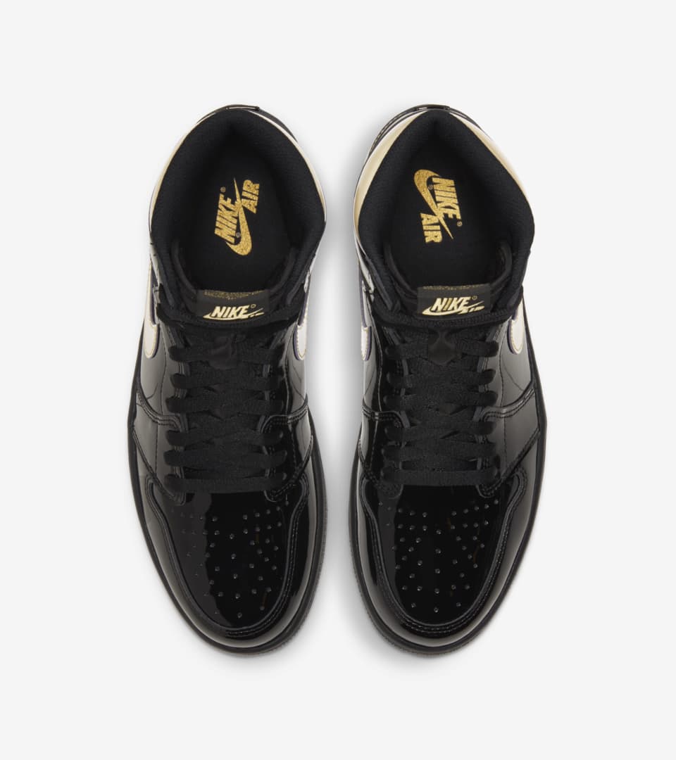 Air Jordan 1 'Black \u0026 Gold' Release 
