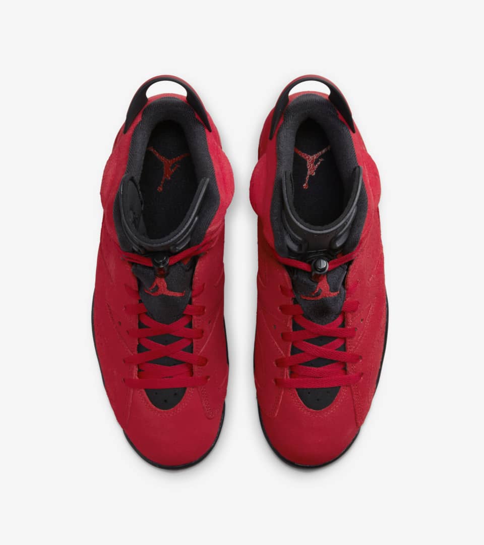 Jordan retro 2025 toro bravo