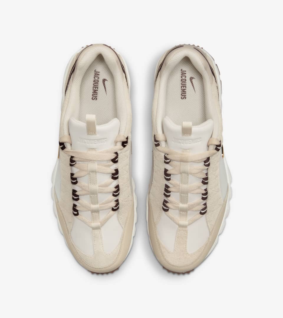 Air Humara x Jacquemus 'Light Bone and Gold' (DR0420-001) Release 