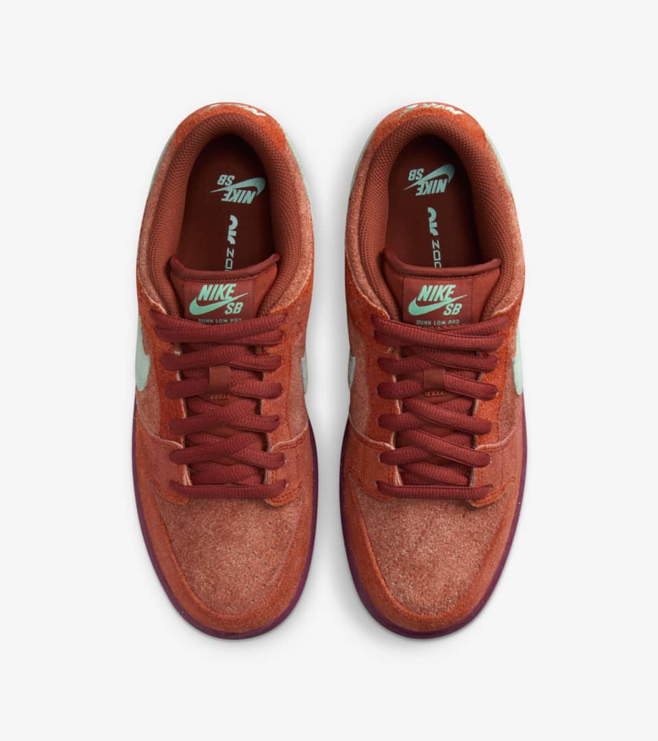 Nike SB Dunk Low 'Mystic Red and Rosewood' (DV5429-601) Release Date. Nike  SNKRS
