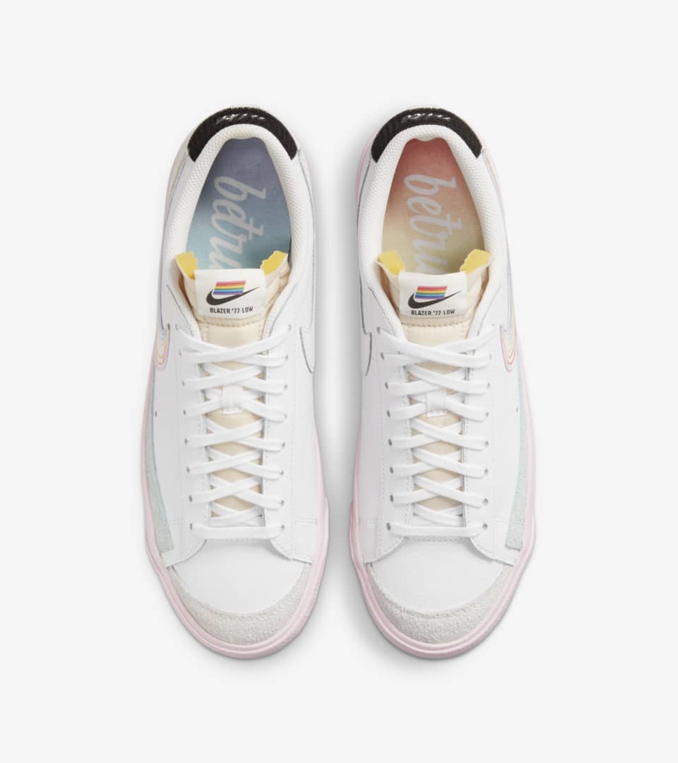 Nike blazer clearance low womens orange