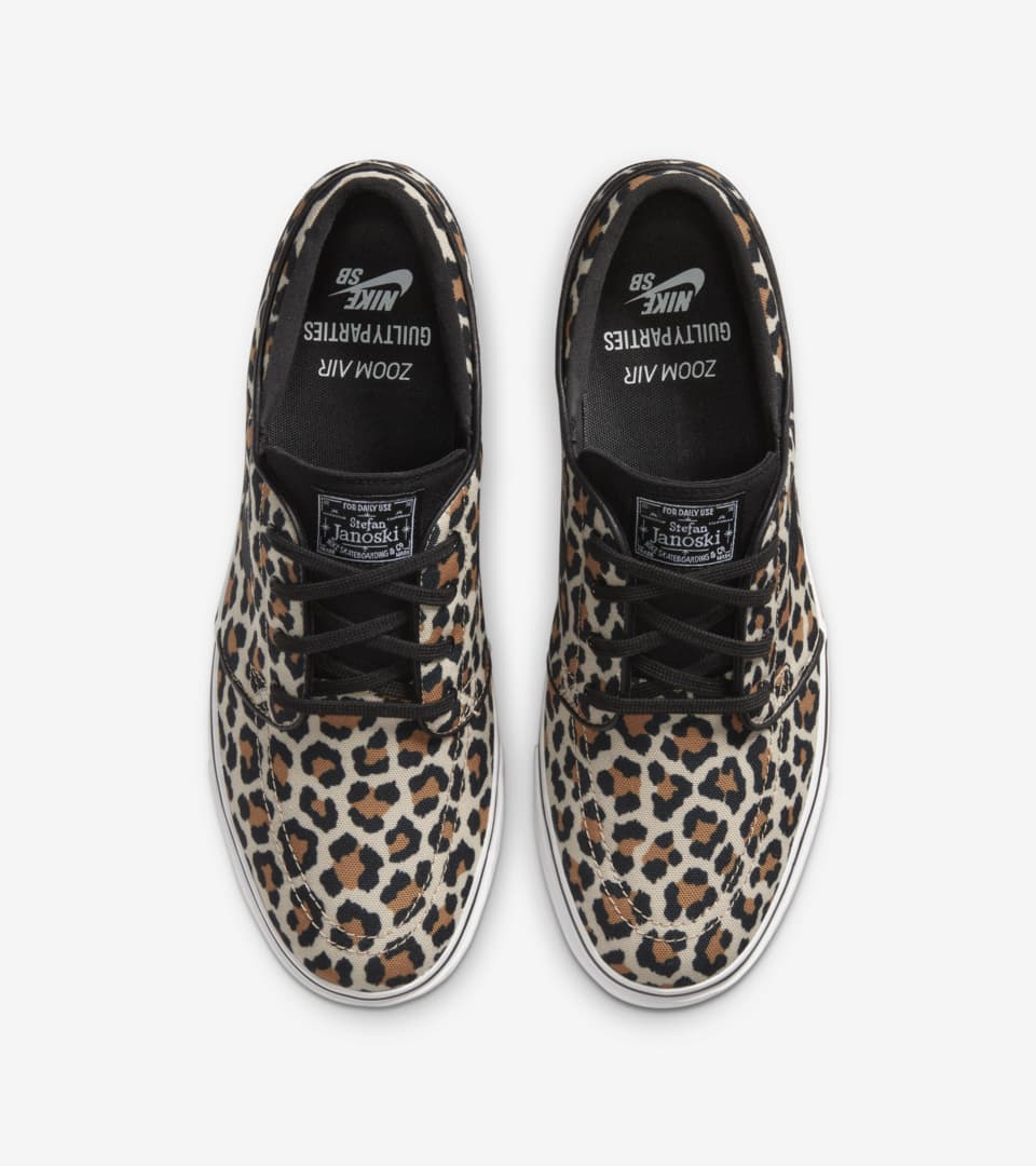 Fecha de lanzamiento de las SB Janoski Canvas OG WACKO MARIA "Leopard". Nike SNKRS ES