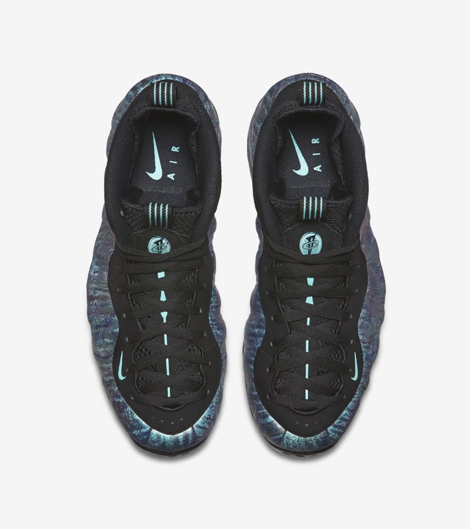 nike foamposite aurora green