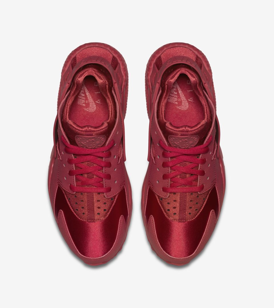 red huarache shoes