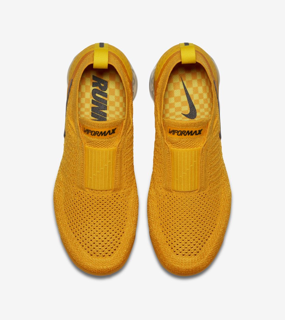 Air Vapormax Moc 2 'University Gold 