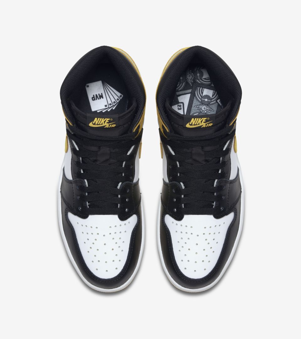 recoger Mirar atrás Retirarse Air Jordan 1 'Summit White &amp; Yellow Ochre &amp; Black' Release Date.  Nike SNKRS GB
