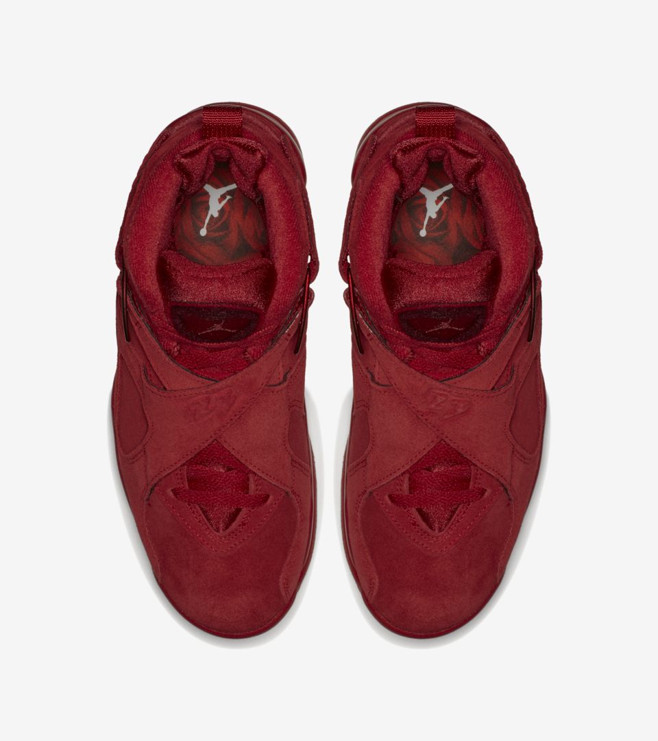 Valentines day best sale 8s release date