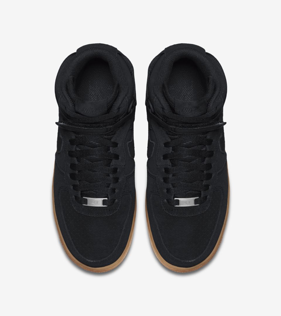 nike air force 1 suede trainers with gum sole