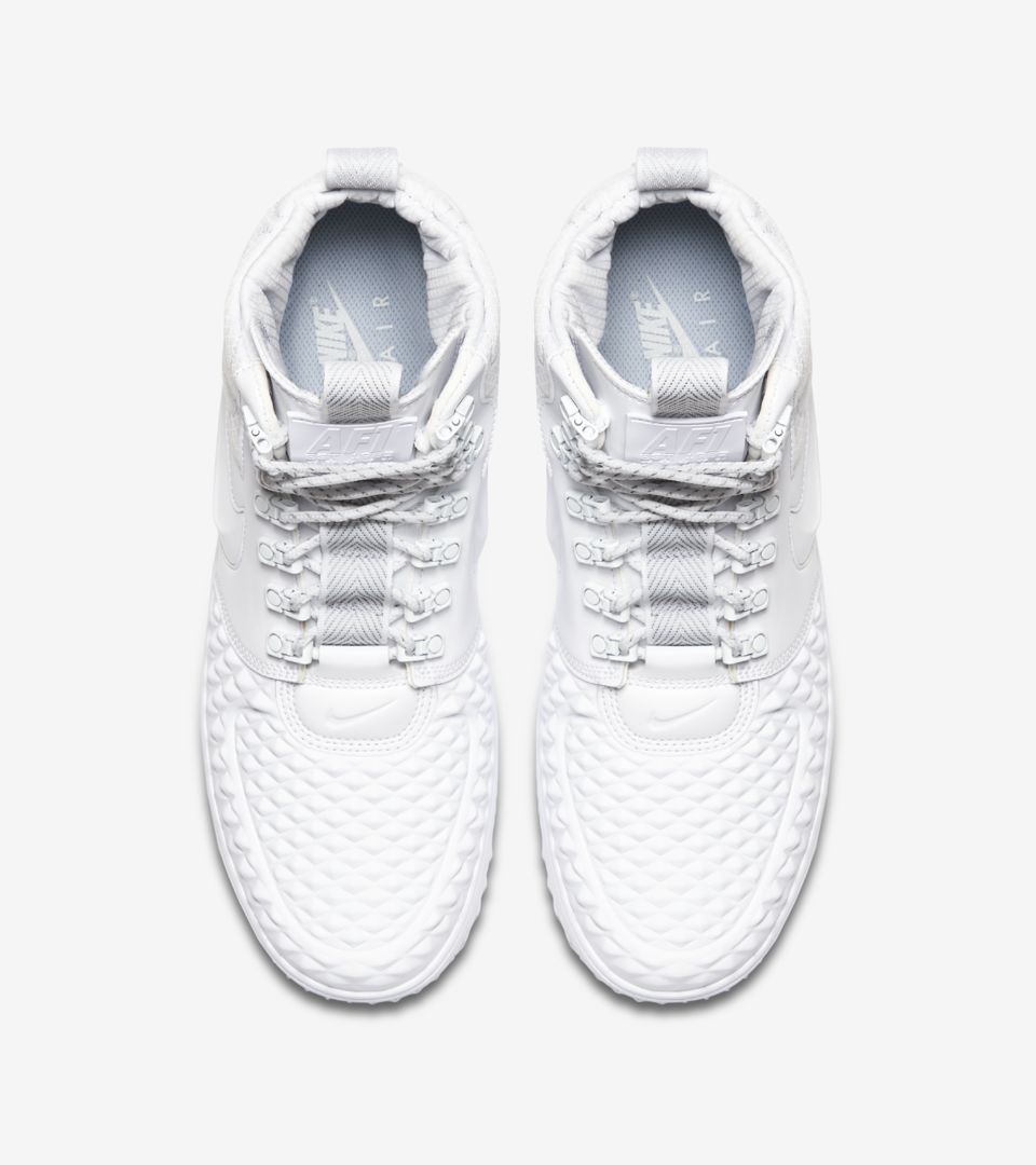 ナイキ ルナ フォース 1 ダックブーツ 'Triple White' - 発売日. Nike ...