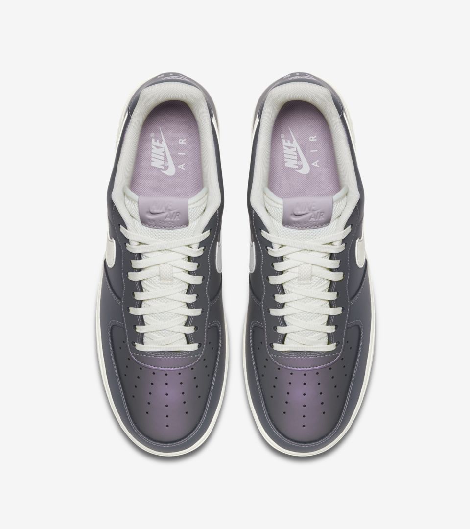 air force 1 lv8 low iridescent