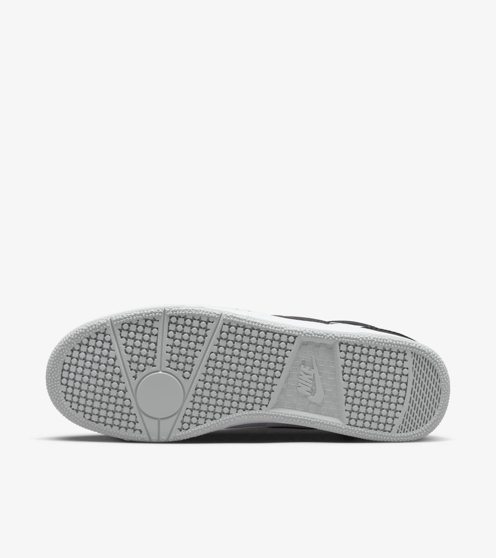 nike-attack-black-and-white-fb8938-101-release-date.jpg