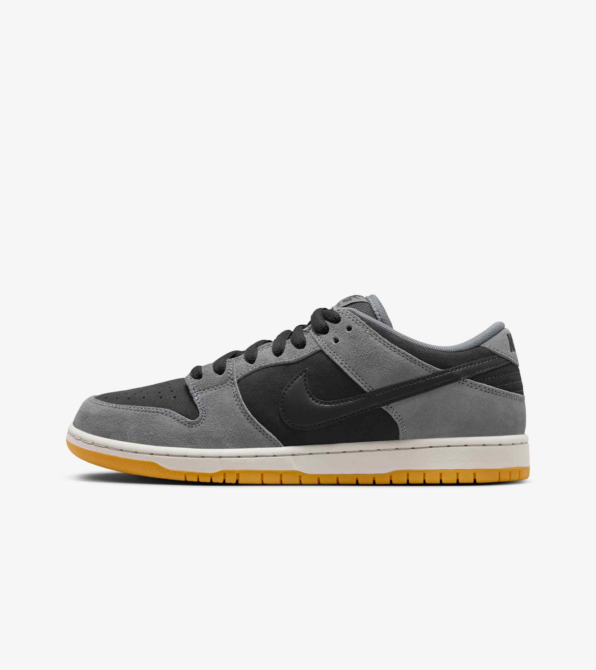 靴 Nike SB Dunk Low Pro Black & Smoke Grey Nike SB Dunk Low Pro Black and Smoke Grey | PickSneak