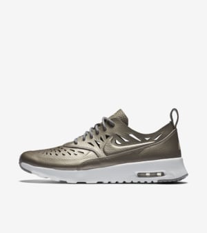 Women s Nike Air Max Thea Joli Metallic Golden Tan Nike SNKRS