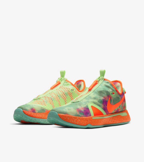 pg4 gatorade on feet