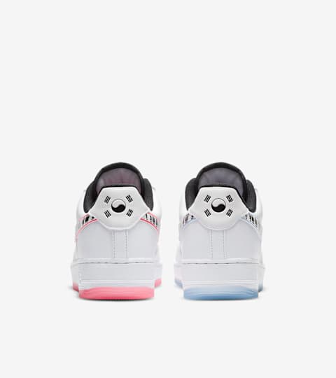 af1 white tiger stockx