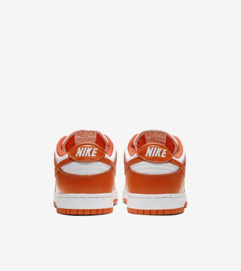 sb dunk orange blaze