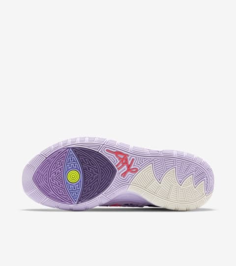 kyrie asia black